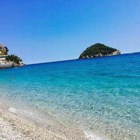 A 5 Minuti Dal Mare - Dolphin Beach House Spotorno Exterior photo