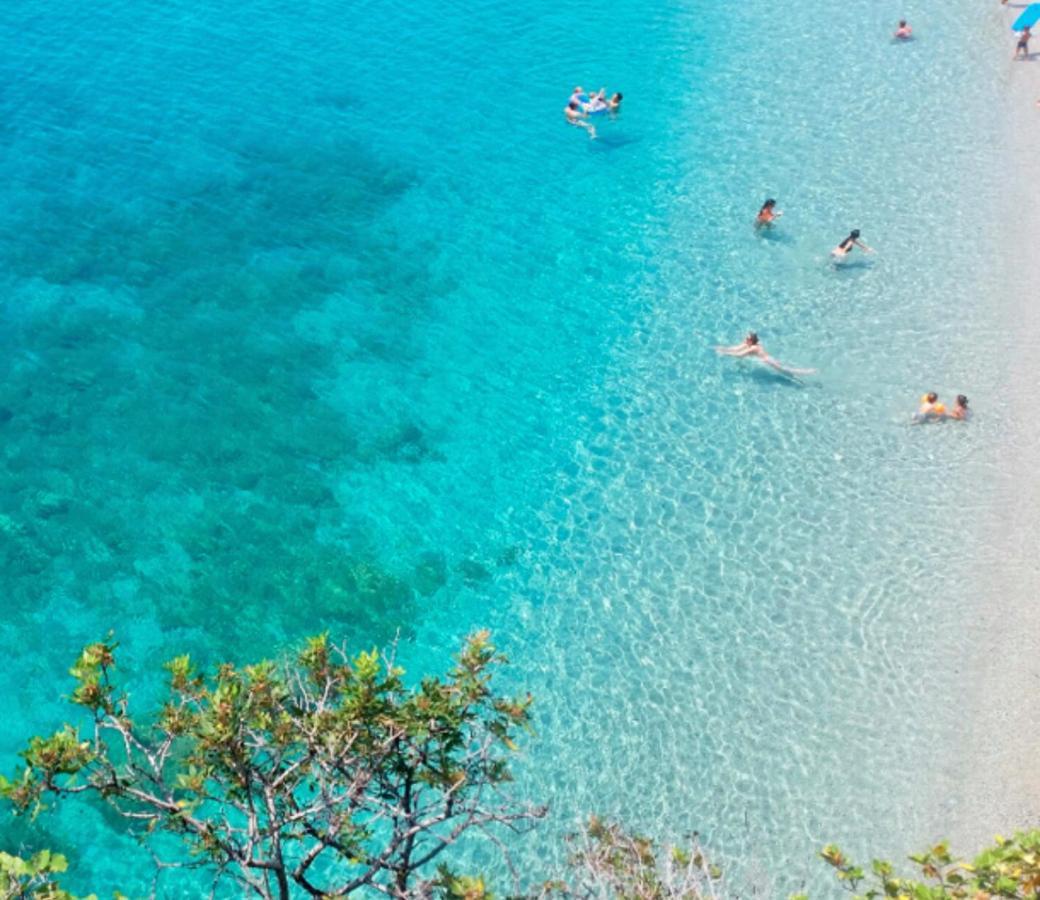 A 5 Minuti Dal Mare - Dolphin Beach House Spotorno Exterior photo